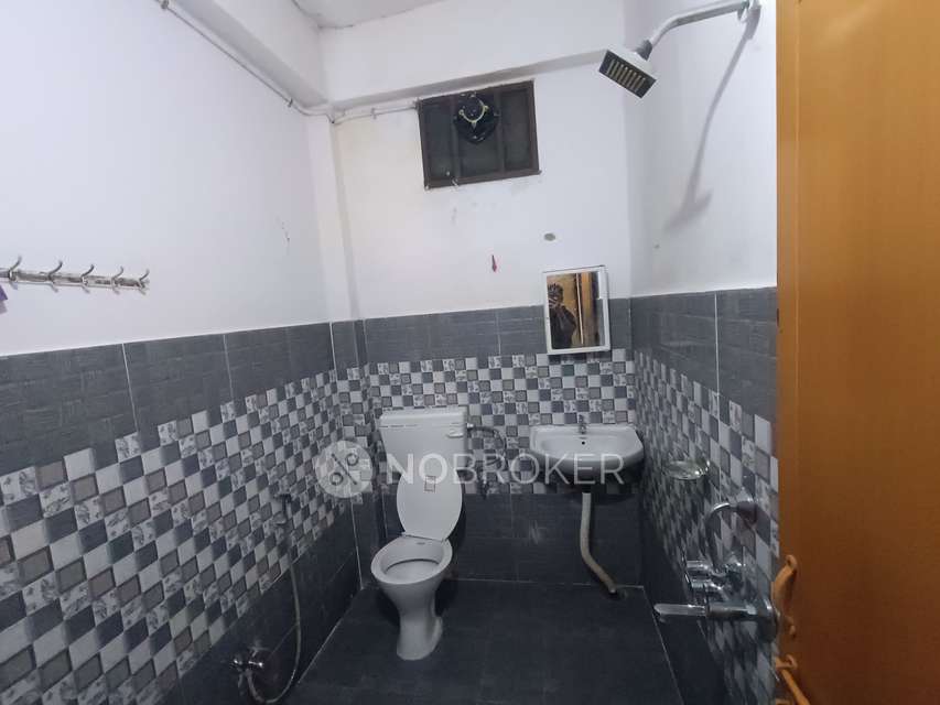 2 BHK Flat In Jb Apartment For Sale  In Himayatnagar