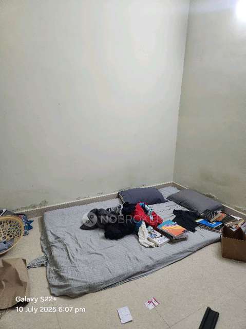 Single Room for Male In 3 BHK  In Park Dugar In Park Dugar, Ramapuram