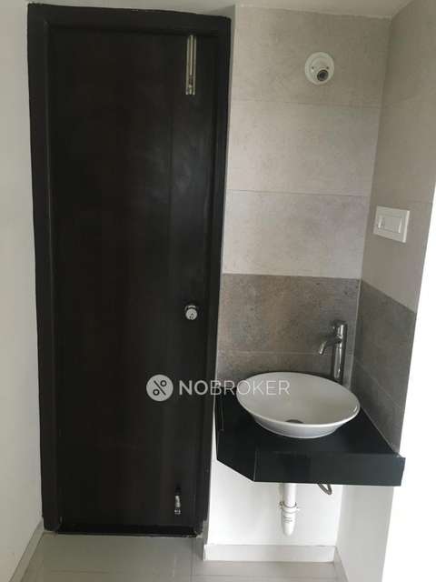 2 BHK Flat In Richmond Park, Rahatani For Sale  In Rahatani