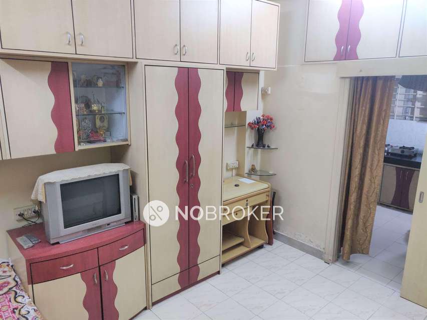 1 RK Flat In Adarsh Nagar Chs For Sale  In Worli