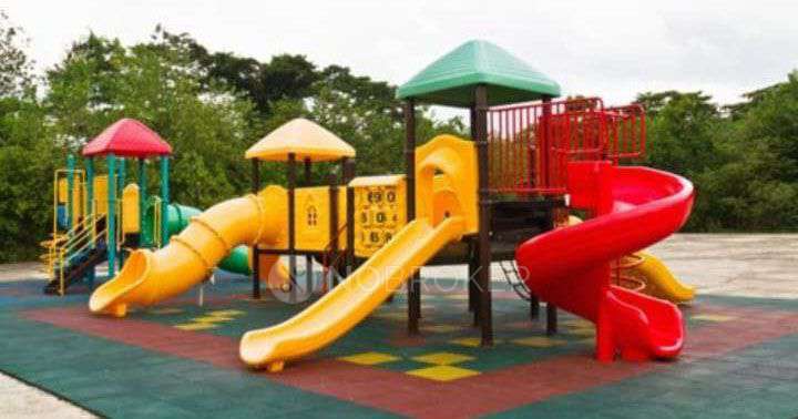 4 BHK Flat In Transcon Triumph For Sale  In Andheri West 