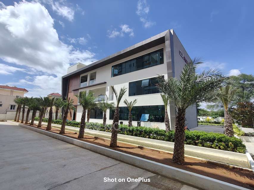 3 BHK Flat In Praneeth Pranav  Daffodils For Sale  In Bowrampet