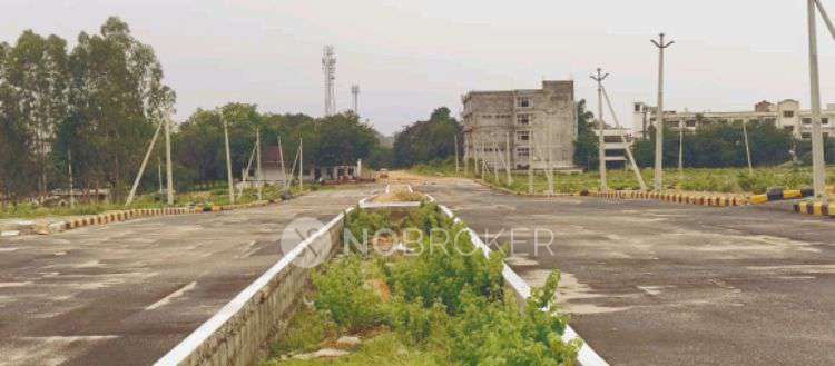 Plot For Sale  In Amuktha Suvarnasampadha  In Trr College