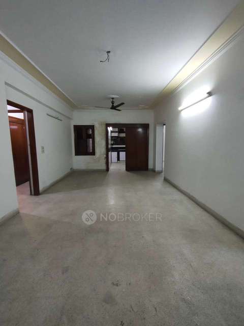 3 BHK Flat In Rang Rasayan Apts., Rohini-13, Northwest Delhi For Sale  In Sector 13 Rohini