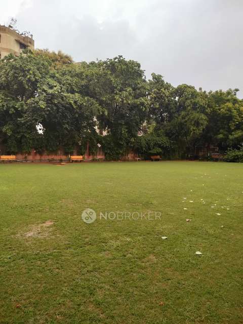 3 BHK Flat In Rang Rasayan Apts., Rohini-13, Northwest Delhi For Sale  In Sector 13 Rohini