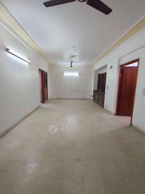 3 BHK Flat In Rang Rasayan Apts., Rohini-13, Northwest Delhi For Sale  In Sector 13 Rohini