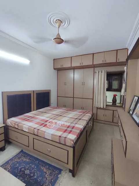 3 BHK Flat In Rang Rasayan Apts., Rohini-13, Northwest Delhi For Sale  In Sector 13 Rohini