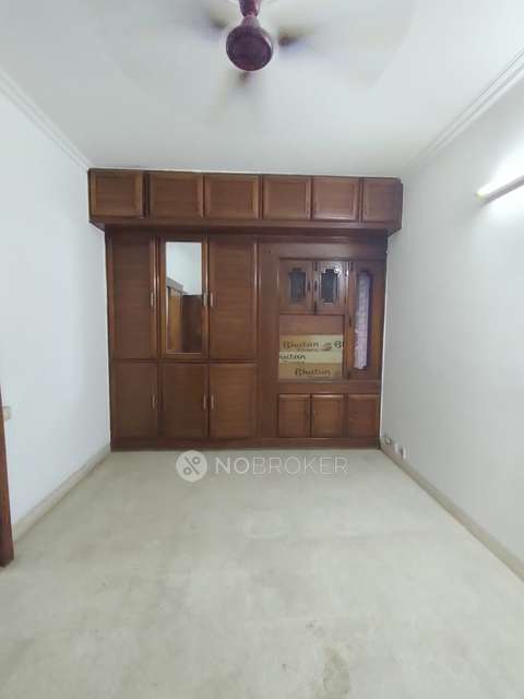 3 BHK Flat In Rang Rasayan Apts., Rohini-13, Northwest Delhi For Sale  In Sector 13 Rohini