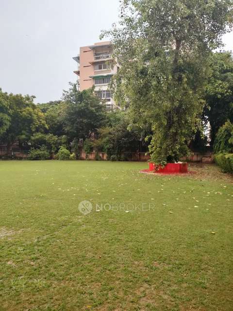 3 BHK Flat In Rang Rasayan Apts., Rohini-13, Northwest Delhi For Sale  In Sector 13 Rohini
