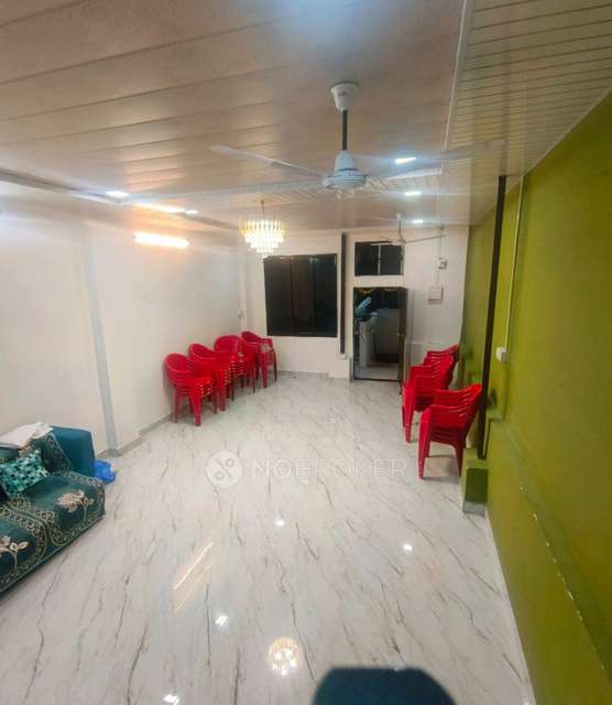 1 BHK House for Rent  In G4, Thakkar Bappa Colony Road