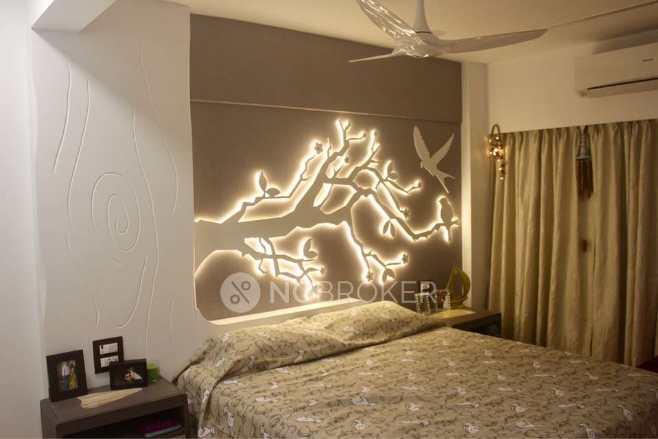 2 BHK Flat In Golden Chariot Chs for Rent  In Andheri West