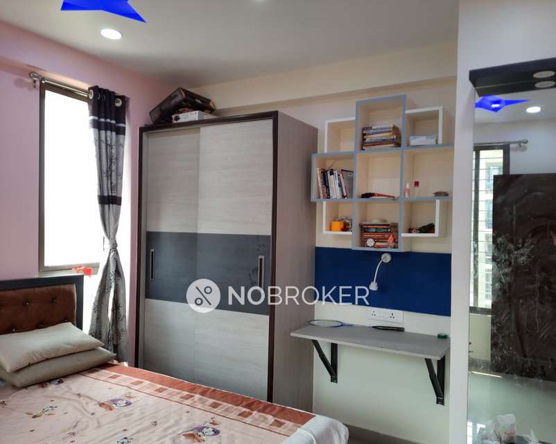 2 BHK Flat In Skyi Star Towers for Rent  In Bhukum