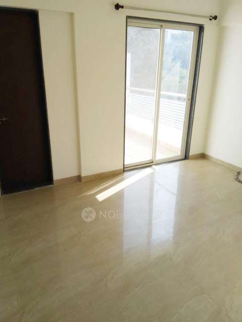 2 BHK Flat In Omkar Serinity For Sale  In Wagholi