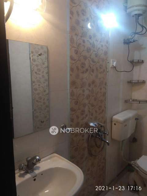 3 BHK Flat In No Name For Sale  In Indirapuram