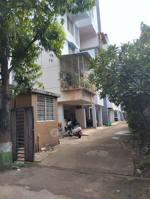 2 BHK Flat In Zende Alcove For Sale  In Ghorpadi