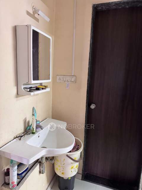 2 BHK Flat In Zende Alcove For Sale  In Ghorpadi