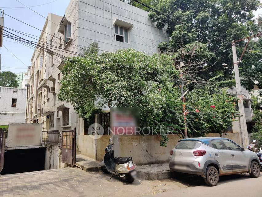 4+ BHK House For Sale  In Himayatnagar