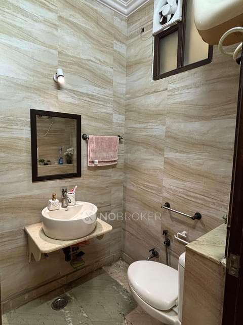 3 BHK Flat In Rana Pratap Bagh For Sale  In Rana Pratap Bagh Rd