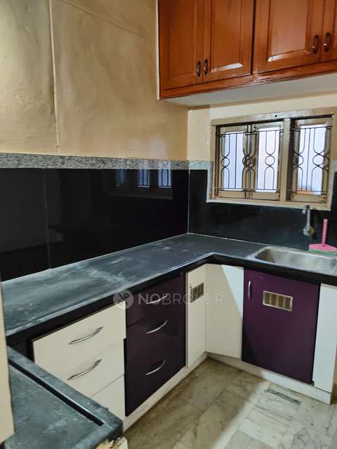 2 BHK Flat In Astalakshmi Heavens Vasavi Colony Kothapet For Sale  In Kothapet