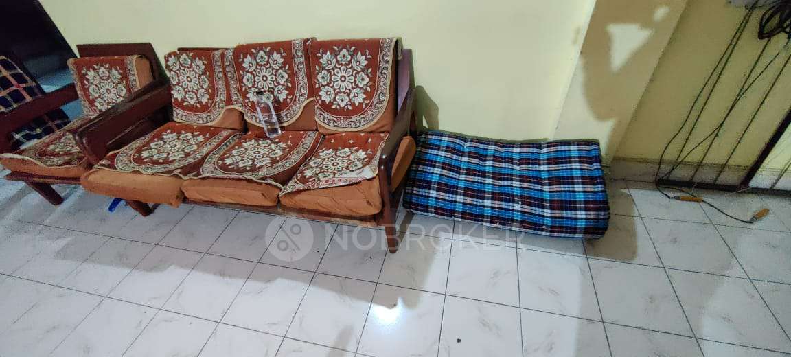 2 BHK Flat In Siddheshwar Nagar Co-op Housing Society for Rent  In  Vishrantwadi