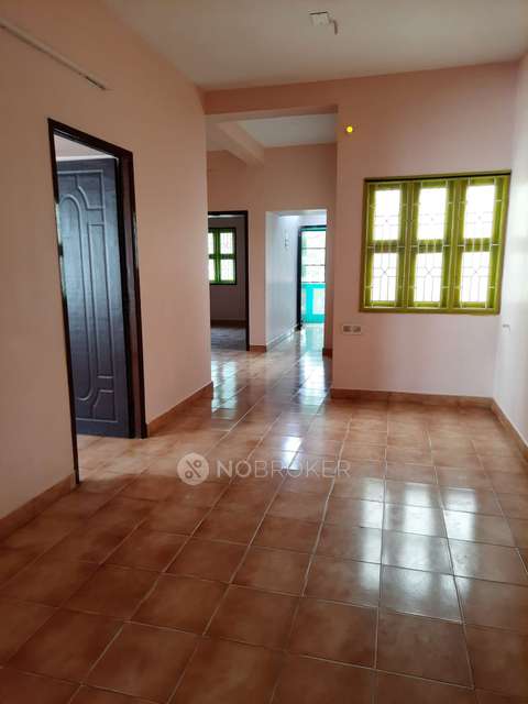 2 BHK Flat In Badal Palace For Sale  In Chromepet