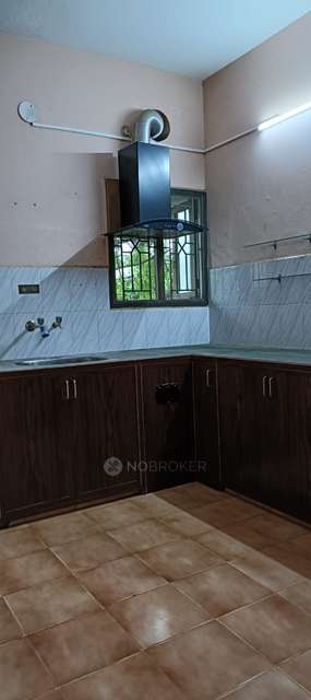 2 BHK Flat In Badal Palace For Sale  In Chromepet