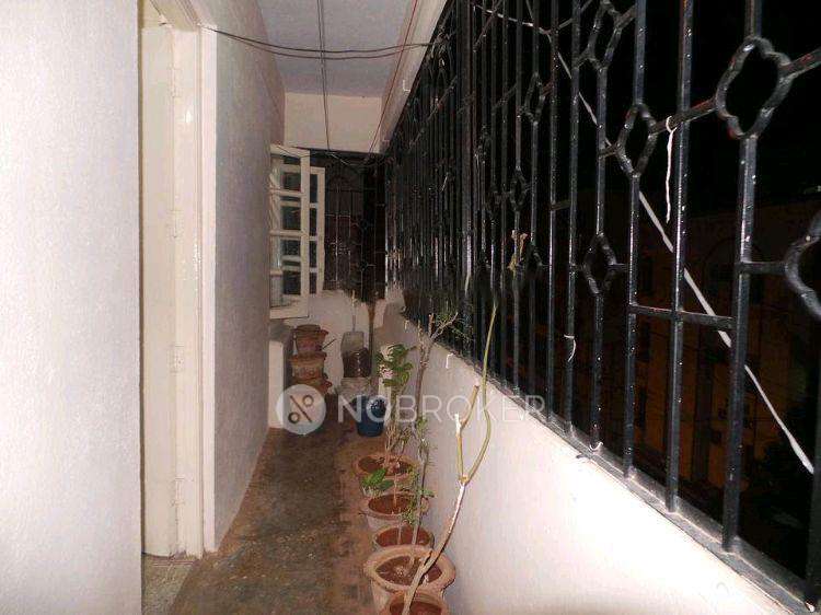 2 BHK Flat In Harsha Appartment Sneha Colony Uttharhalli For Sale  In Subramanipura