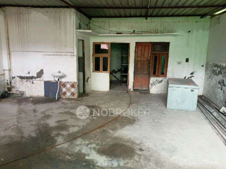 Godown/Warehouse in 246, Gali Number 3, Gurgaon for Rent 