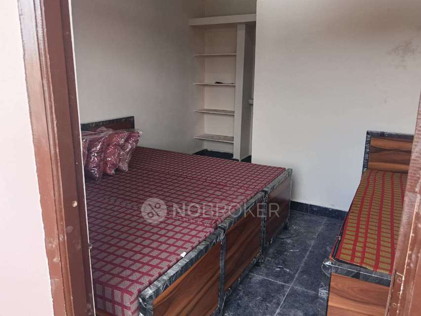 PG for Girls in Kandlakoya