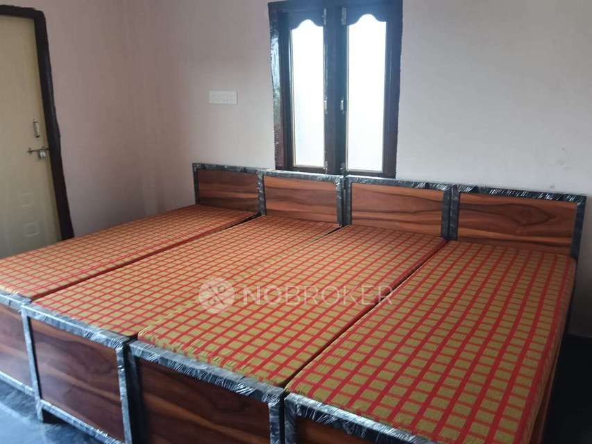 PG for Girls in Kandlakoya