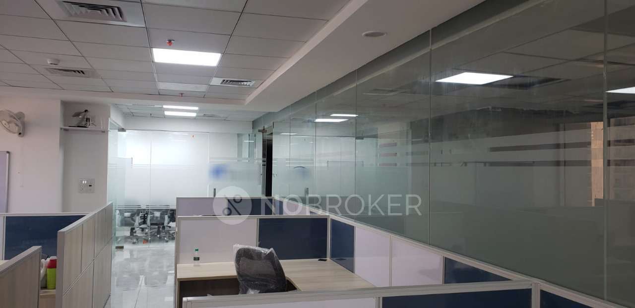 Office Space in Spectrum Metro Mall, Noida for Rent 