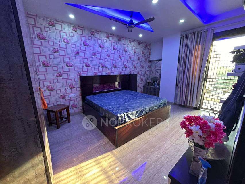 4 BHK Flat In Niti Khand2 For Sale  In Niti Khand 2