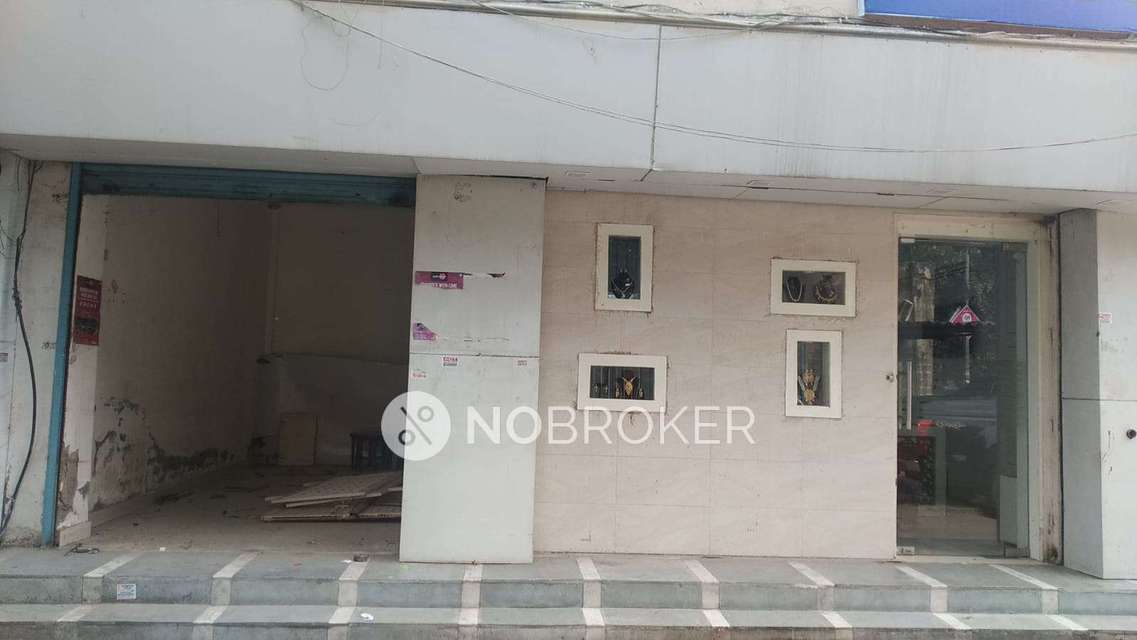 Shop in Ashok Nagar, Delhi for sale 