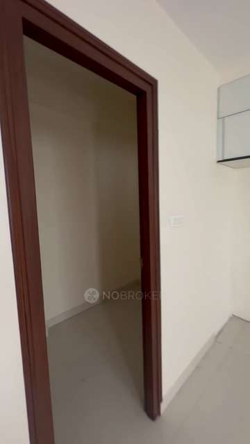 3 BHK Flat In Sravanthi Blue Bell Apartment For Sale  In Madhapur