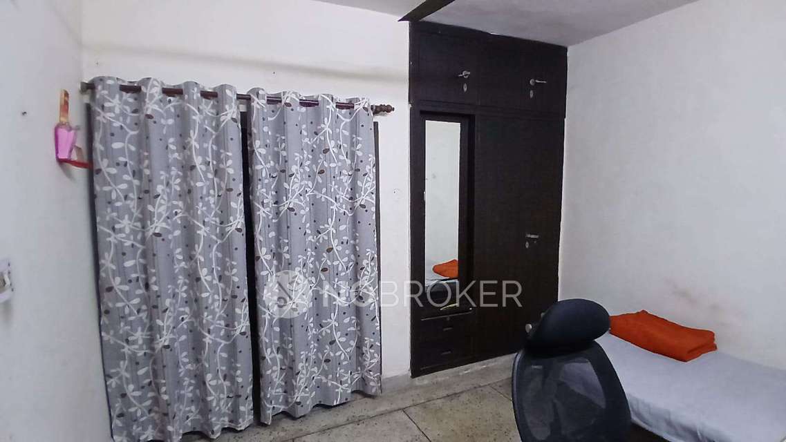 Shared Room for Male In 2 BHK  In Standalone Building	 In Sector 12