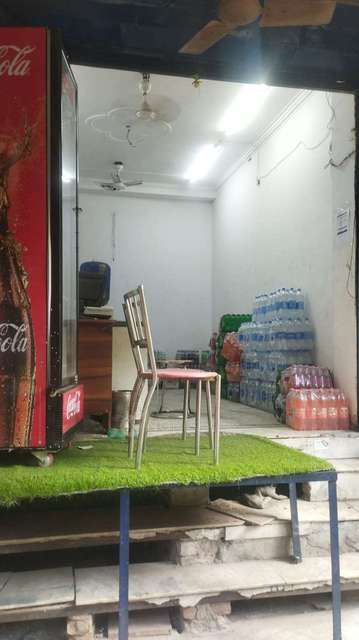 Shop in Karol Bagh, Delhi for sale 