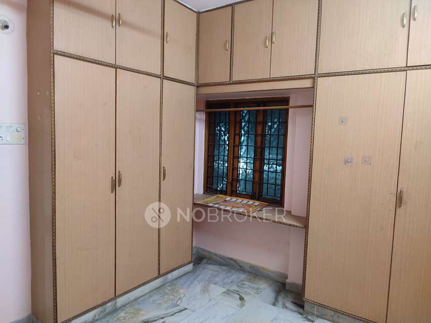 2 BHK Flat In Padmavathi For Sale  In Kukatpally