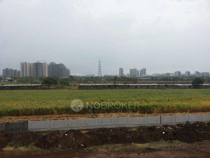 1 BHK Flat In Sancheti Belcastel For Sale  In Mundhwa