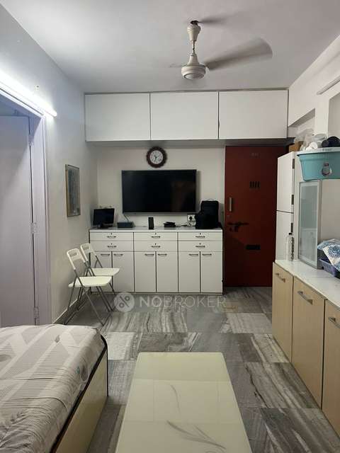 1 BHK Flat In Pancsheel Chs For Sale  In Malad East