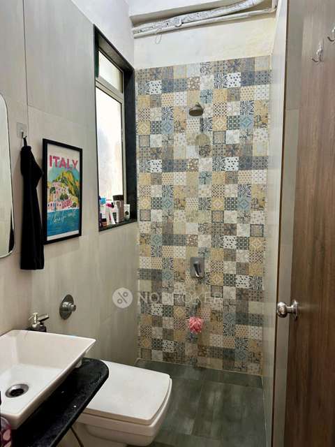 2 BHK Flat In Shree Shakun Heights For Sale  In Goregaon East