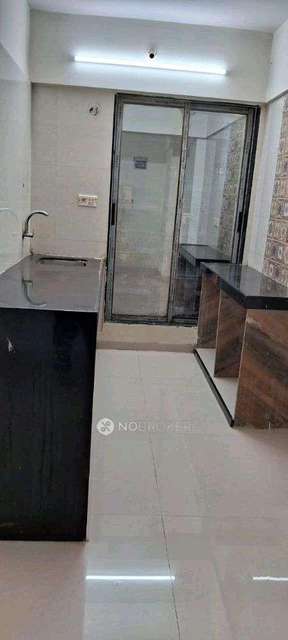 2 BHK Flat In Tulsi Sapphire For Sale  In Sector 8