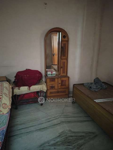 2 BHK Flat For Sale  In Krishna Nagar