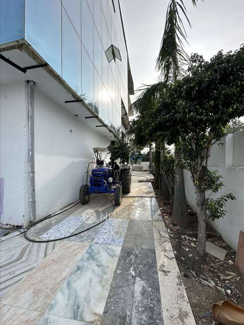 Industrial Building in Surajpur Site V, Greater Noida for Rent 