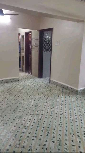 2 BHK Flat In Mayura Mahal Chs For Sale  In Bhatia Chowk