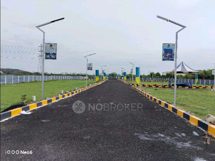 Plot For Sale  In Sterling Meadows In Singaperumal Koil