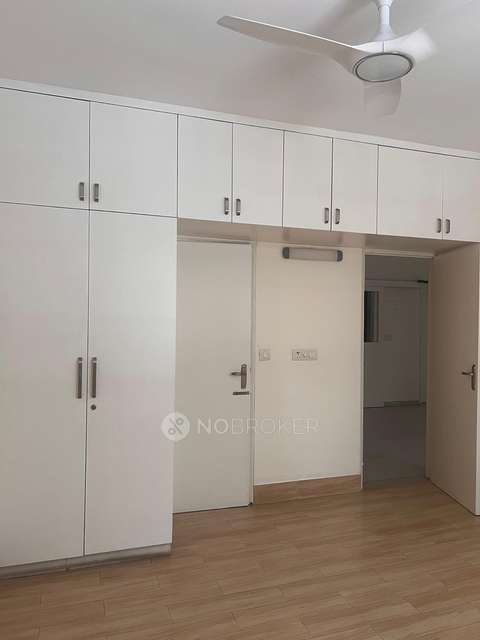 3 BHK Flat In Dlf Exclusive Floors for Rent  In Sector 53