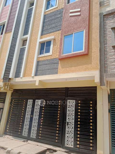 4+ BHK Flat In Sb For Sale  In  Electronic City