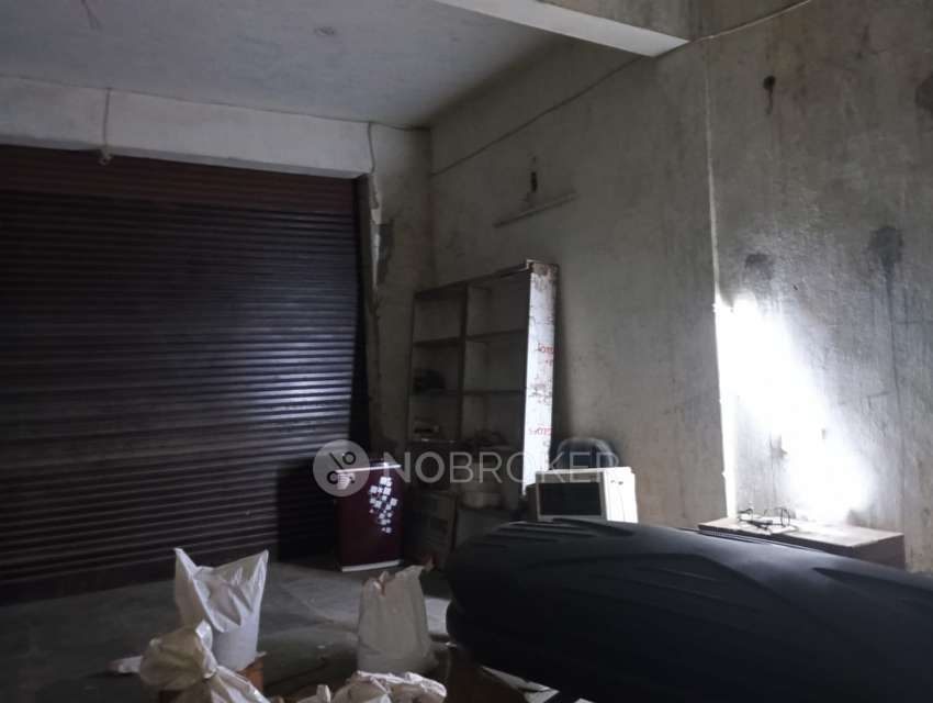 Godown/Warehouse in Bhalswa, Delhi for Rent 