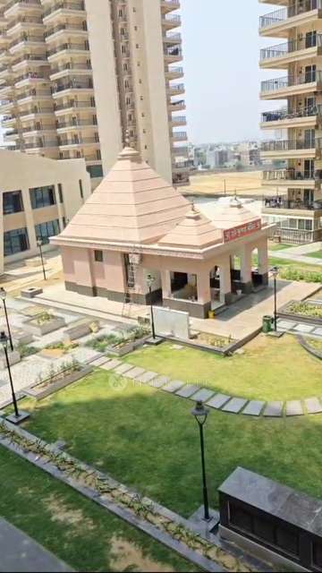 3 BHK Flat In Gaur Yamuna City For Sale  In Sector 19