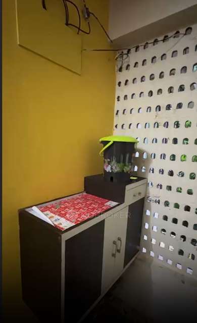 1 BHK Flat In Lords House Co Op Housing Society Limited For Sale  In Mulund Colony Post Office